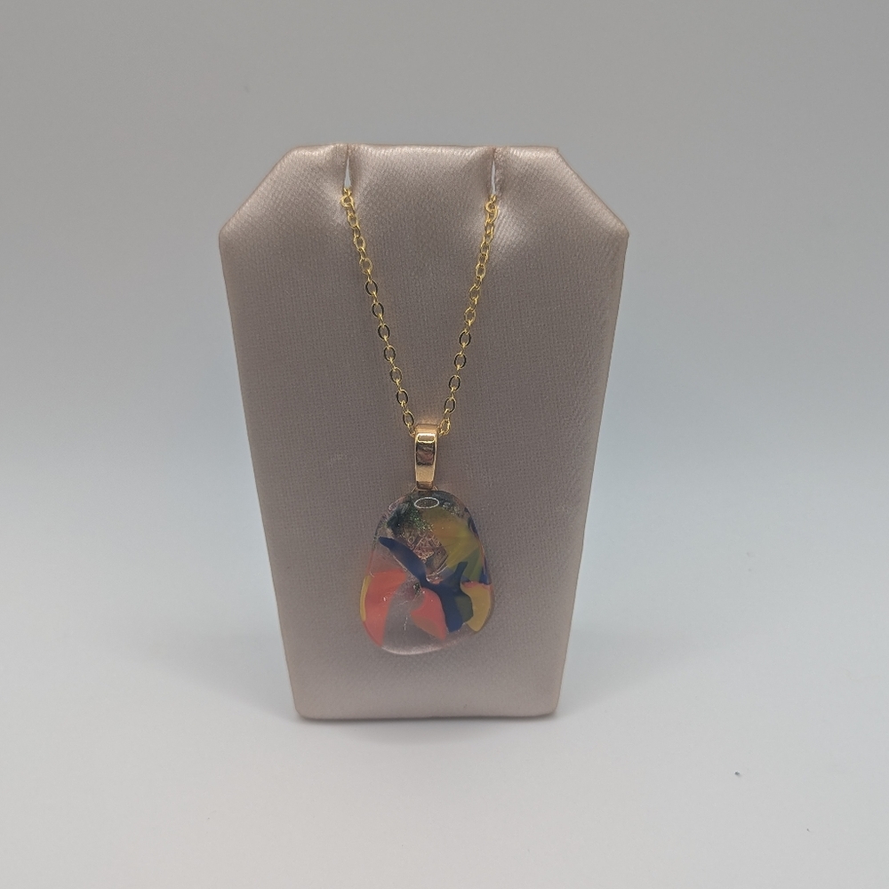Hand Crafted Opaque Glass Swirls Pendant Necklace On 18" Gold Plated Chain